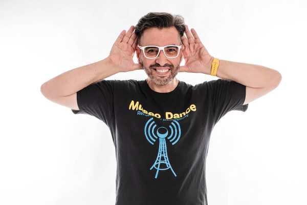 Book de Fotos de Estudio en Toledo, Museo Dance, Fondo Blanco, Galería Sesiones Fotográficas