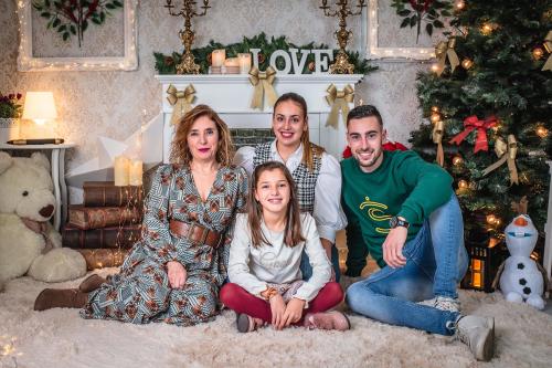 sesiones-de-navidad-2022-en-toledo-familia-soto-1